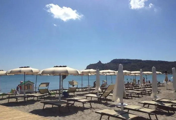 ### Sulla Al Poetto ### Apartment *